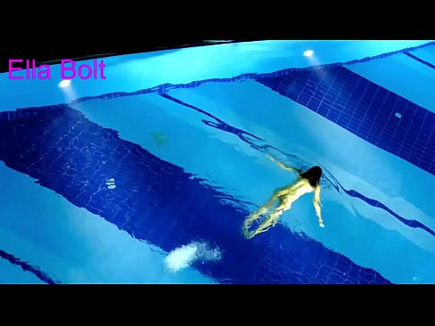 ❤️ എനിക്ക് കാണുന്നത് നിർത്താൻ കഴിയില്ല, ELLA BOLT റിസോർട്ട് പൂളിൽ നഗ്നയായി നീന്തുന്ന യുവ സുന്ദരിയെ പിടികൂടി അനൽ അശ്ലീലം ml.8kpornvids.ru ❌️❤